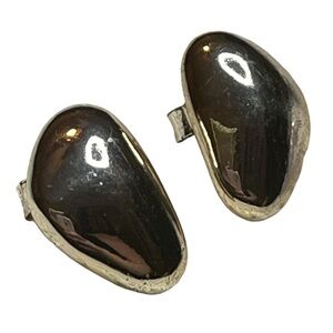Mod Polished Chrome-Look Metal Kidney Bean Shaped Earrings